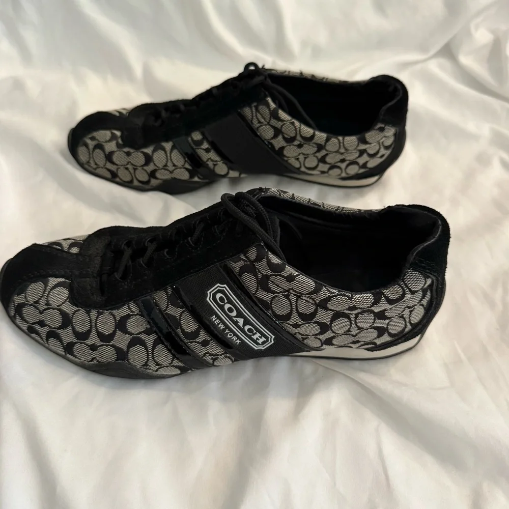 EUC Coach Remonna Signature Canvas Sneakers - Picture 3 of 8